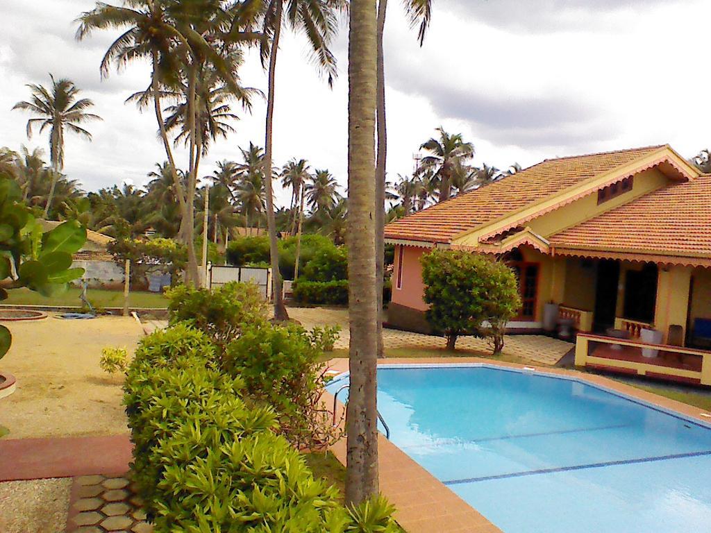 Villa Sea Breeze Kepungoda Экстерьер фото