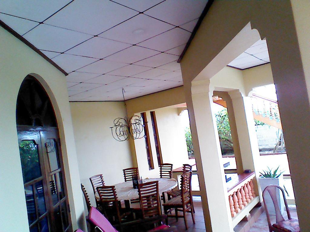 Villa Sea Breeze Kepungoda Экстерьер фото